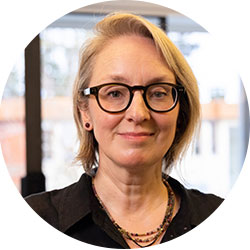 Lynsey-clinical-counsellor-west-vancouver-counselling-sola-1